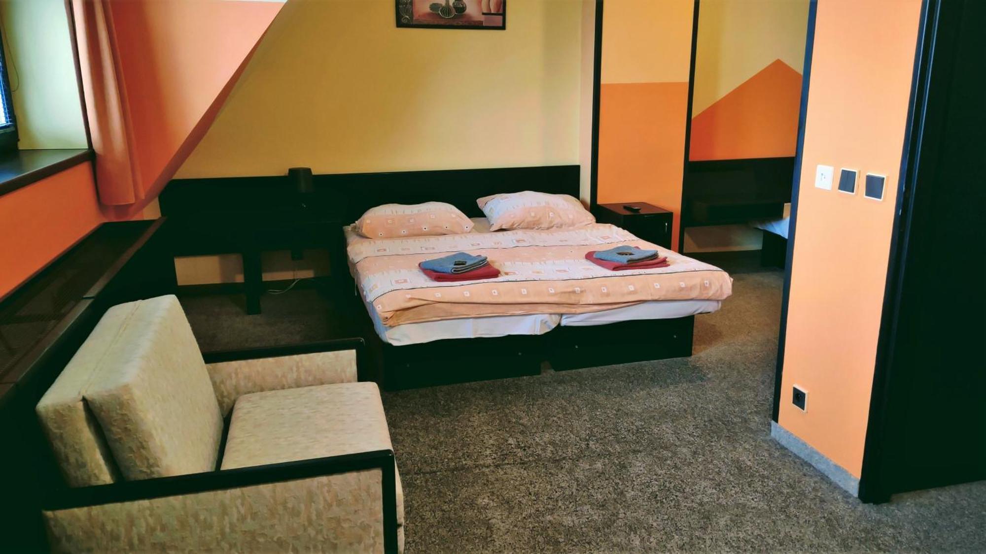 Sporthotel Bohemia Рокитнице над Ийзероу Екстериор снимка