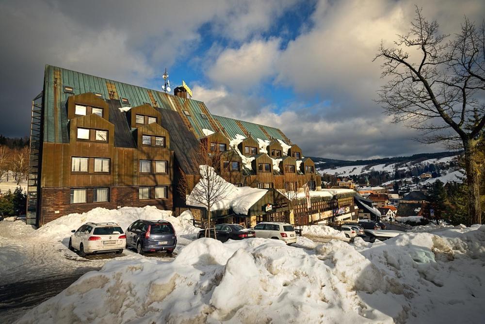 Sporthotel Bohemia Рокитнице над Ийзероу Екстериор снимка